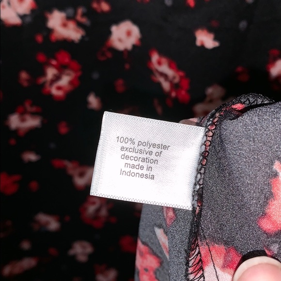 Lane Bryant black blouse with flowers and lace! - Picture 5 of 5